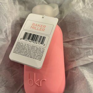 NEW bkr bottle 8oz in Baker Miller